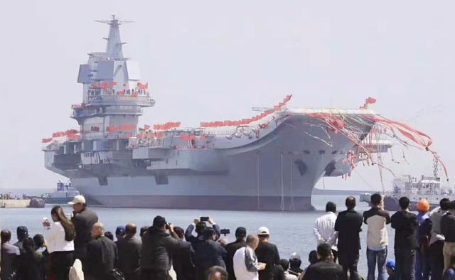 2019年12月17日，山东舰入列中国海军，双航母时代来临